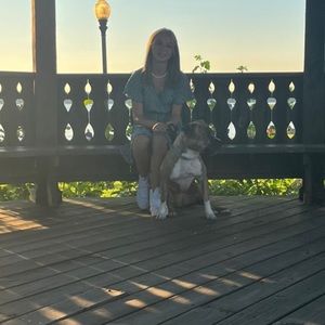 Meet your Posher, Eva